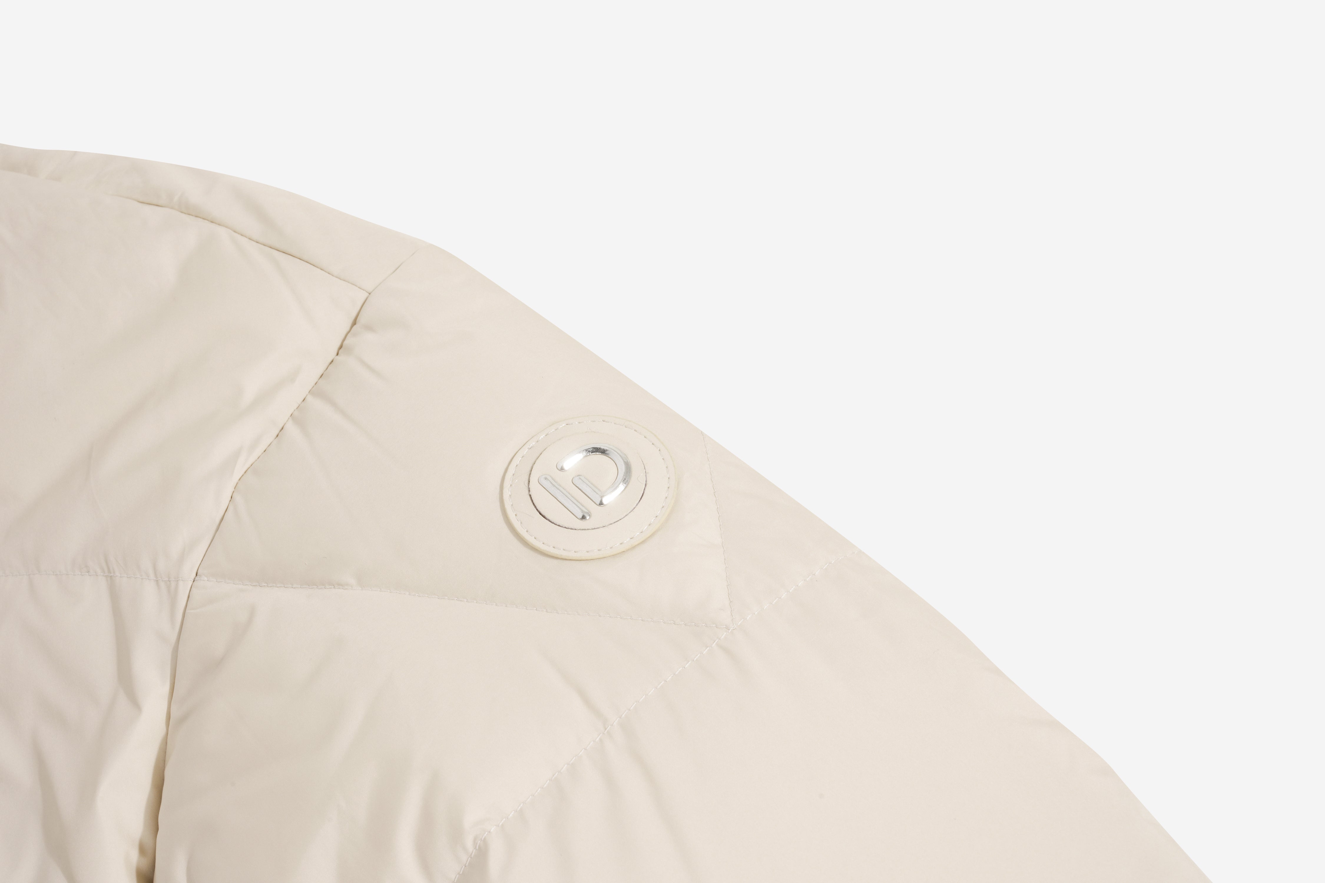 Satin-finish Nylon Puffer Down Woman Jacket