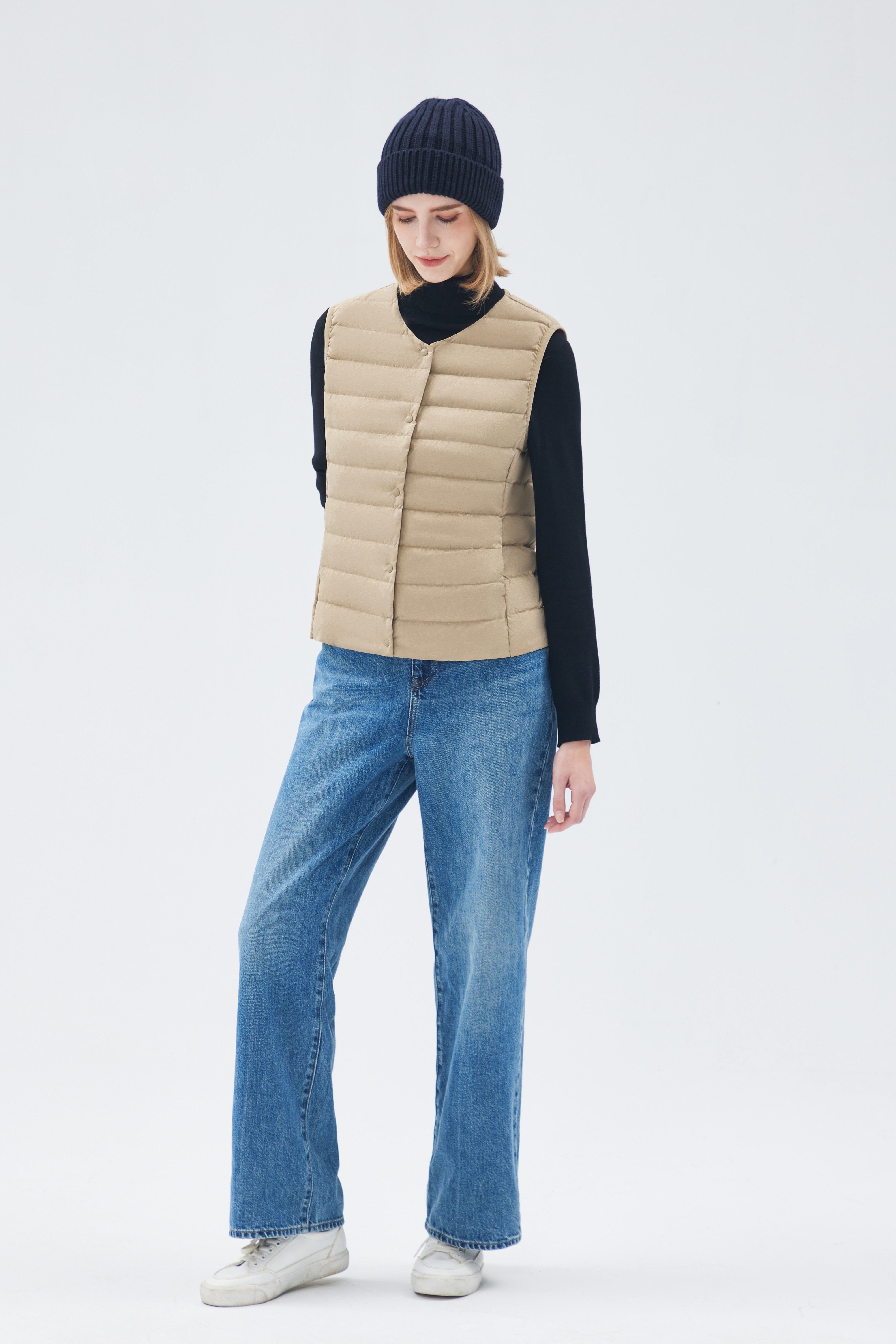 Lightweight Sleeveless V-Neck Woman Down Vest