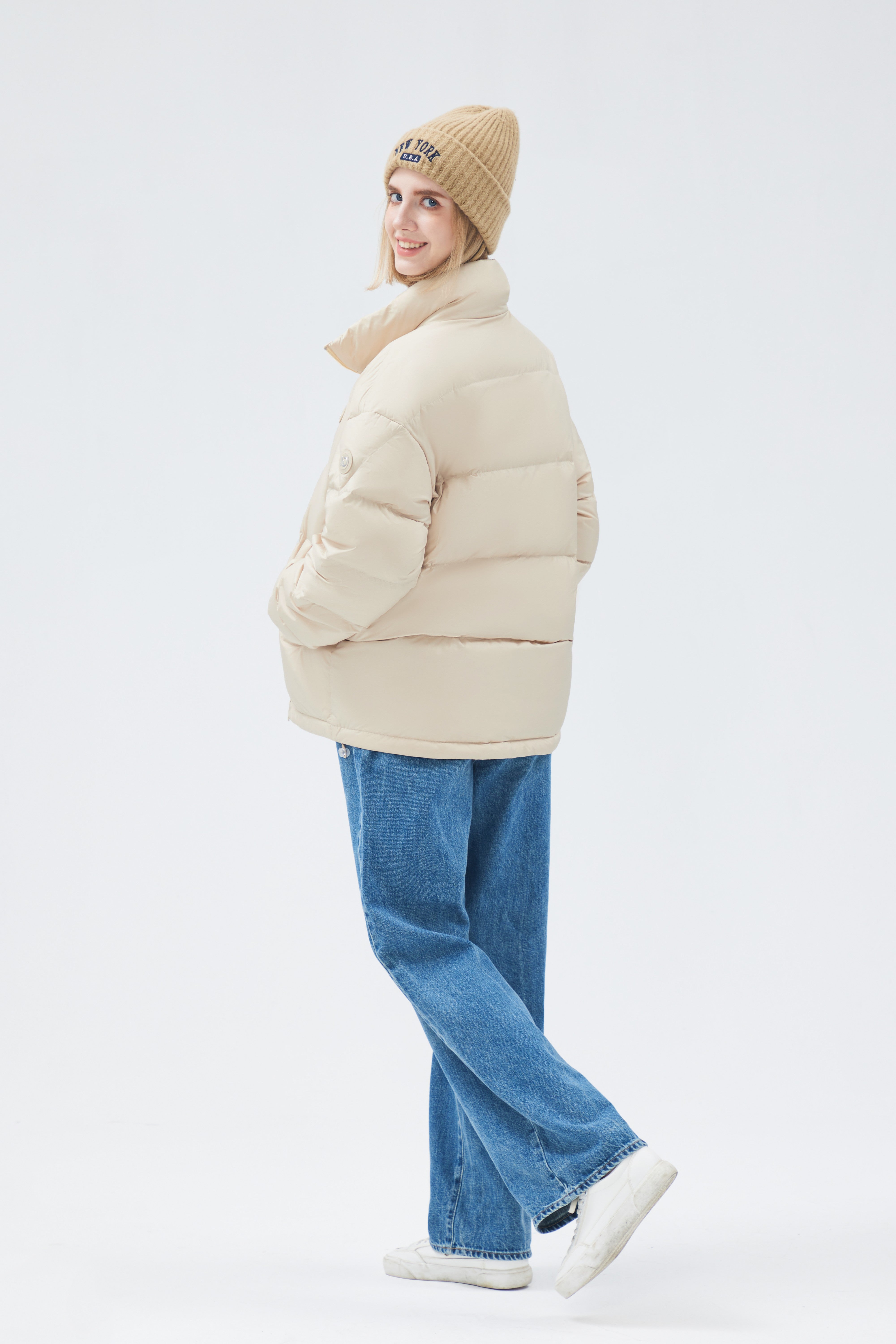 Satin-finish Nylon Puffer Down Woman Jacket