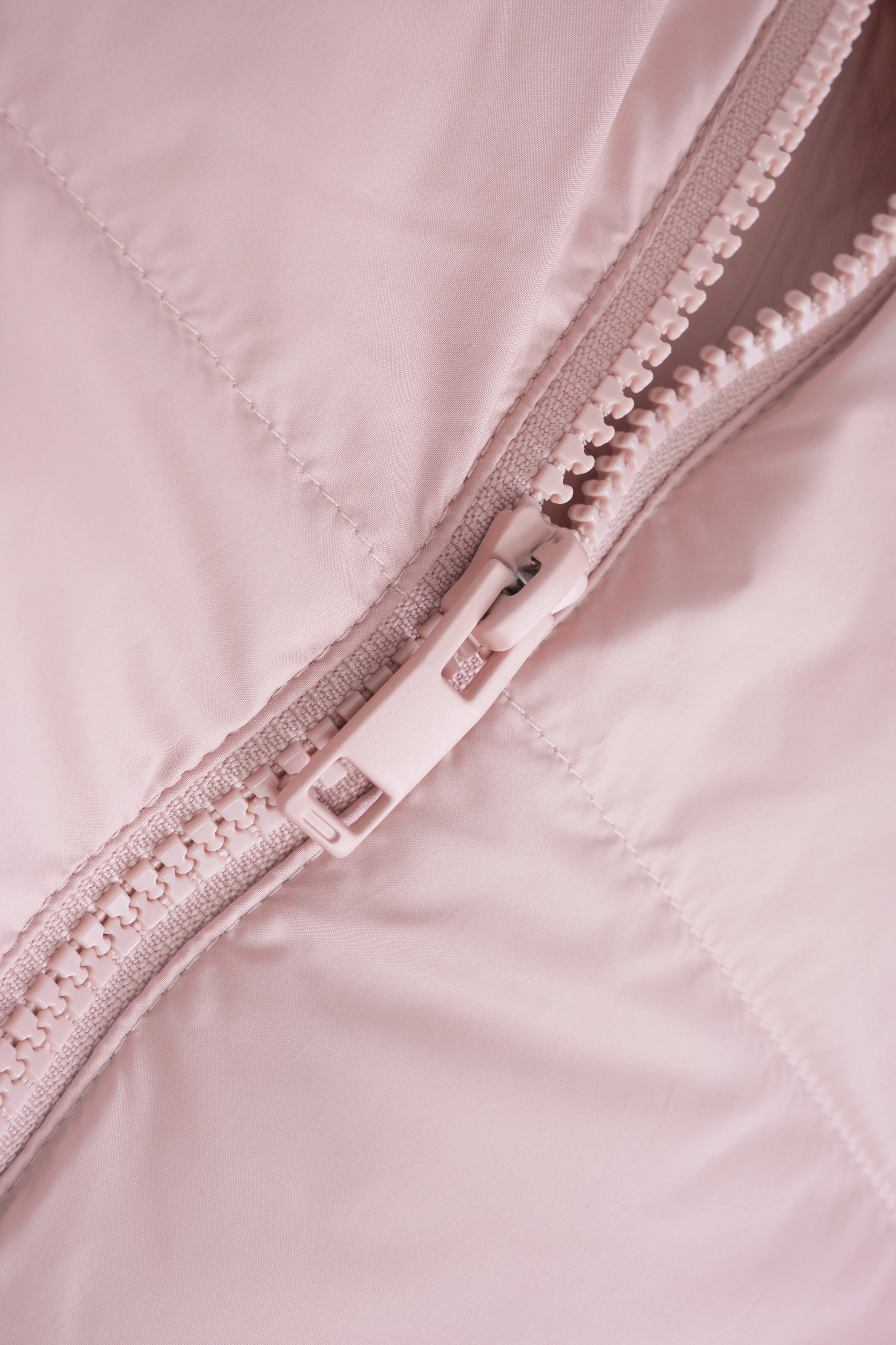 Satin-finish Nylon Puffer Down Woman Jacket