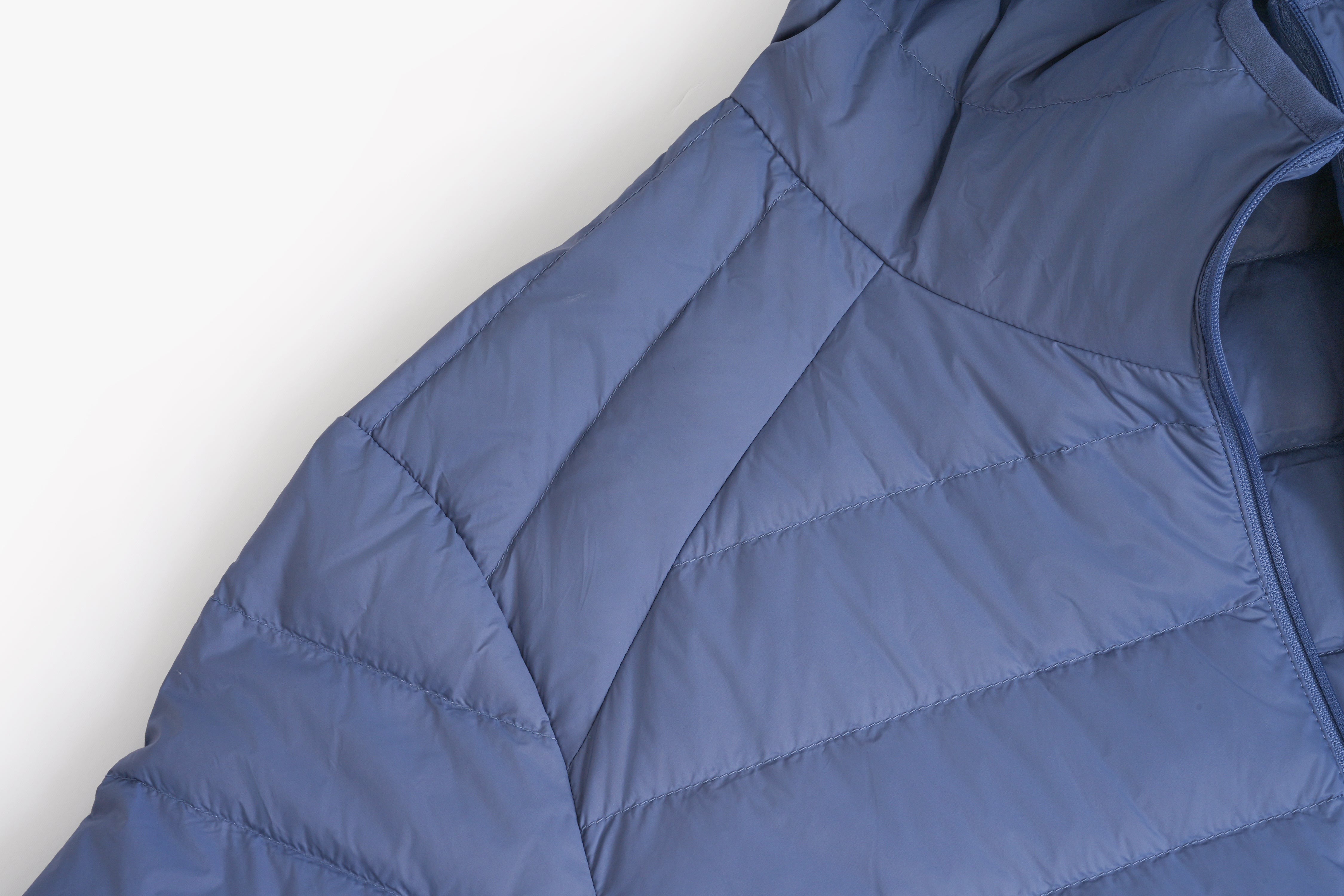 Lightweight Packable Hooded Man Down Jacket
